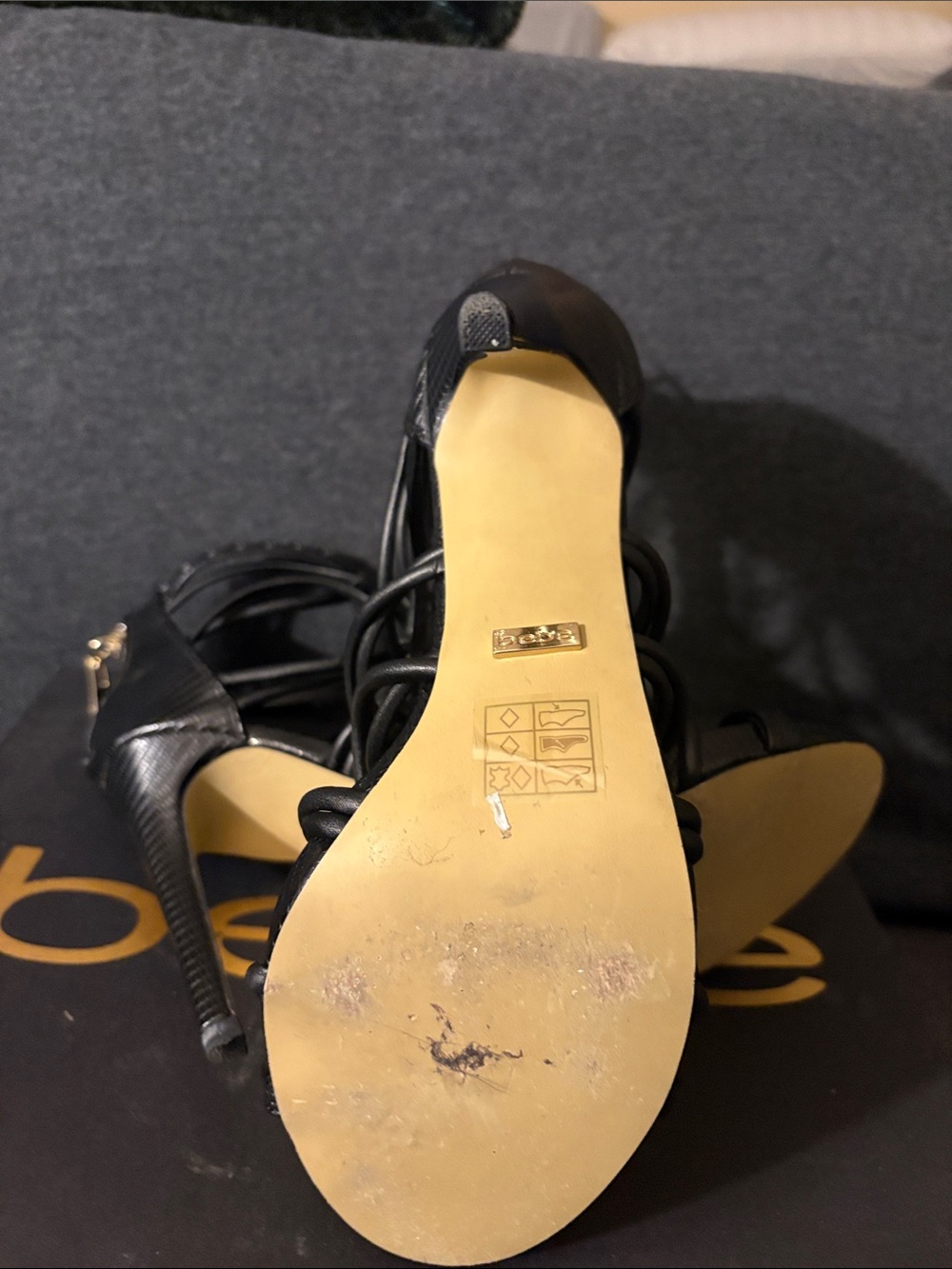 Bebe Kayley cutout sandal heel - Picture 4 of 4